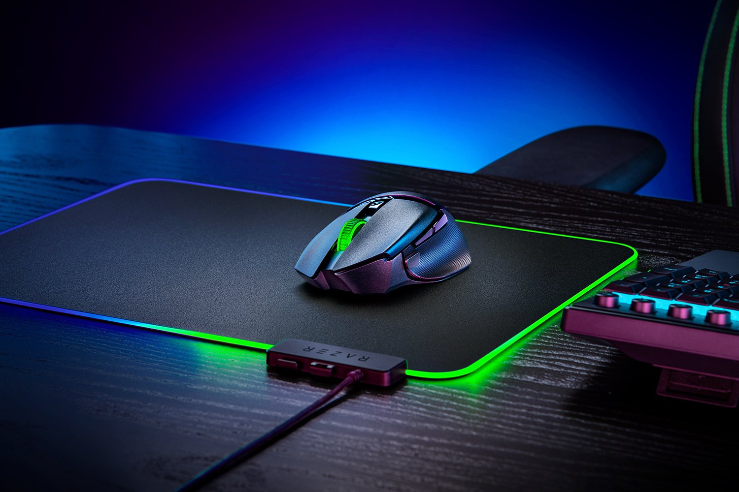 BASILISK V3 X HYPERSPEED WIRELESS MOUSE